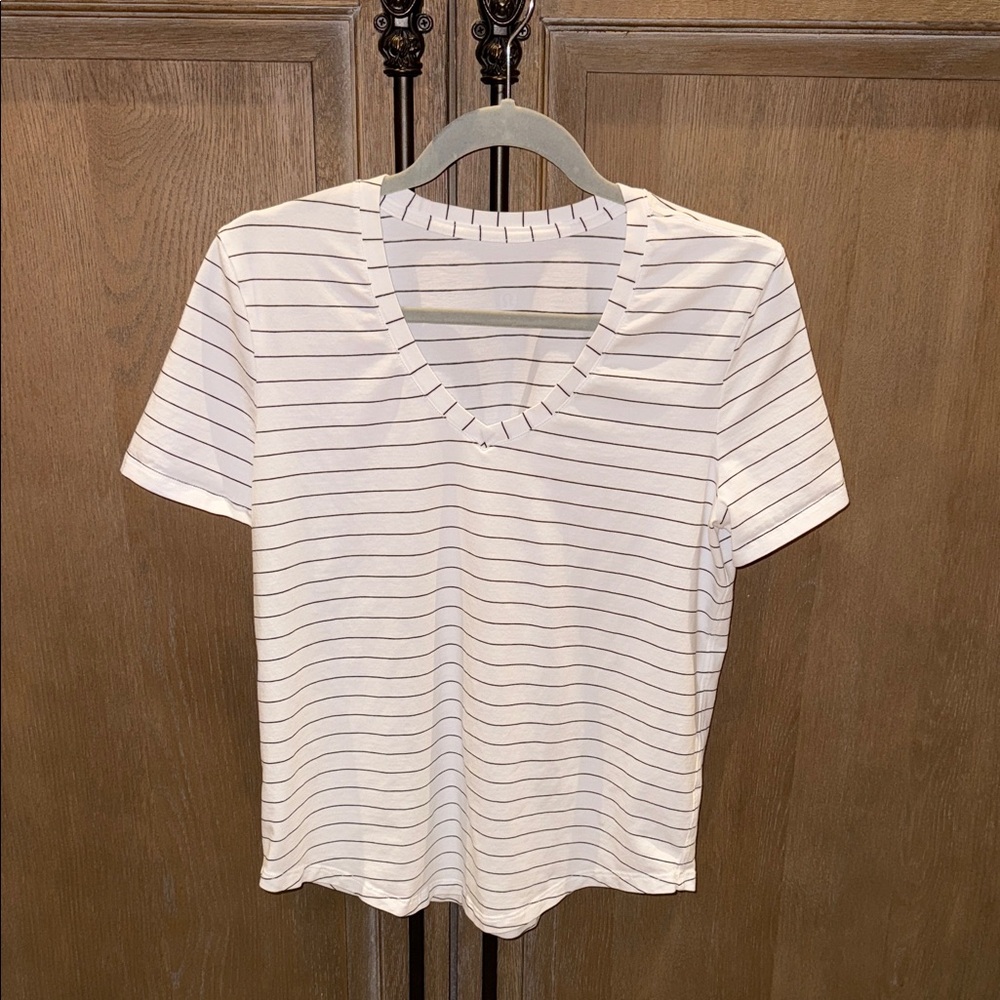 lululemon athletica White Striped Short Sleeve Tee